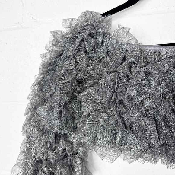 Kikiriki Metallic Ruffle Mesh Crop Top Medium Gray Silver Long Sleeve Dolls Kill - Picture 4 of 7